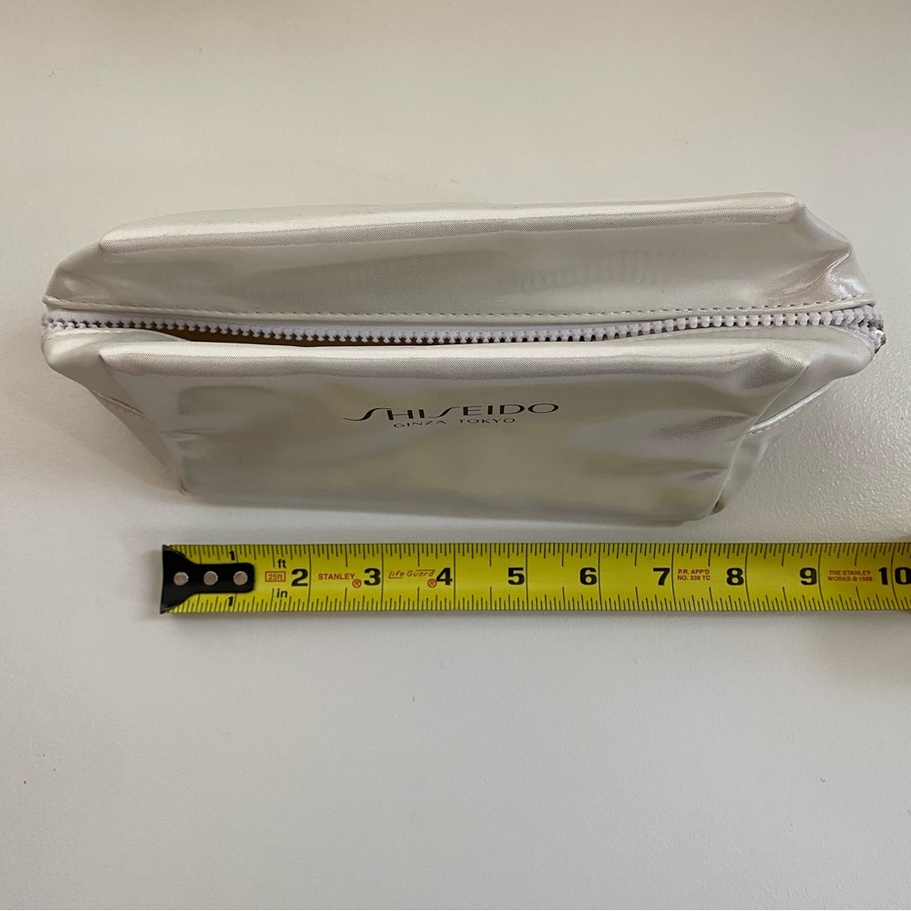 NWOT Shiseido Set of 3 Cosmetic Case - Picture 7 of 9